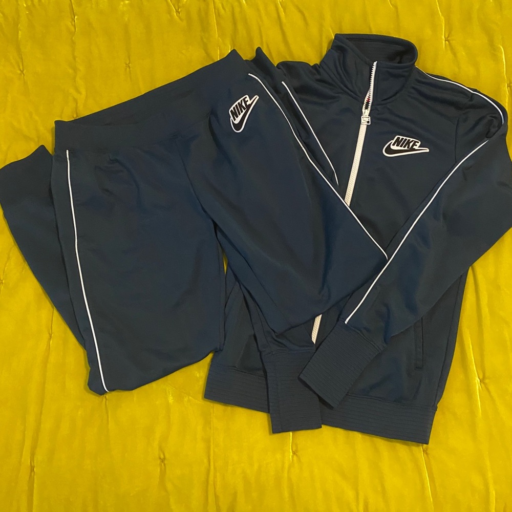 Nike Track Suit Set (worn)